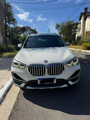 BMW X1 2.0 16V TURBO ACTIVEFLEX SDRIVE20I X-LINE 4P AUTOMÁTICO BMW X1 2.0 16V TURBO ACTIVEFLEX SDRIVE20I X-LINE 4P AUTOMÁTICO